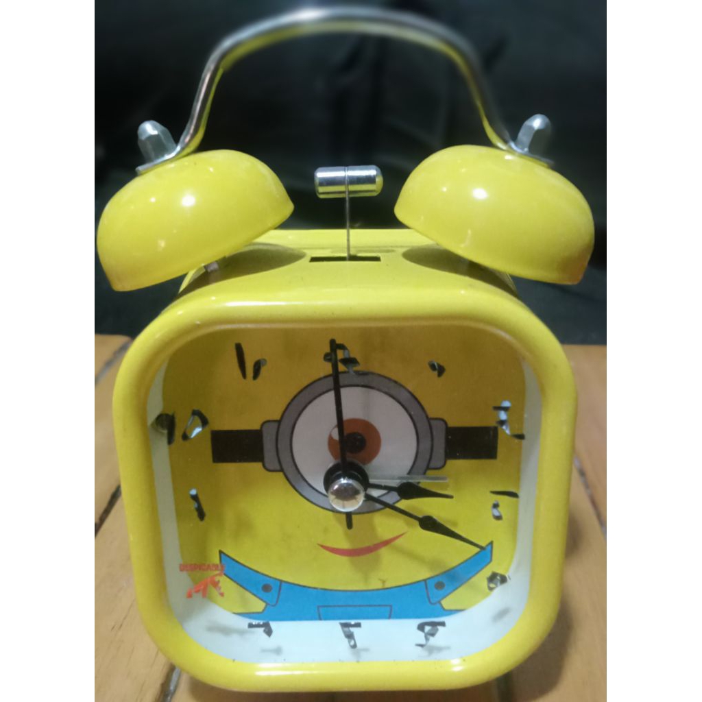 Jam Alarm Minions