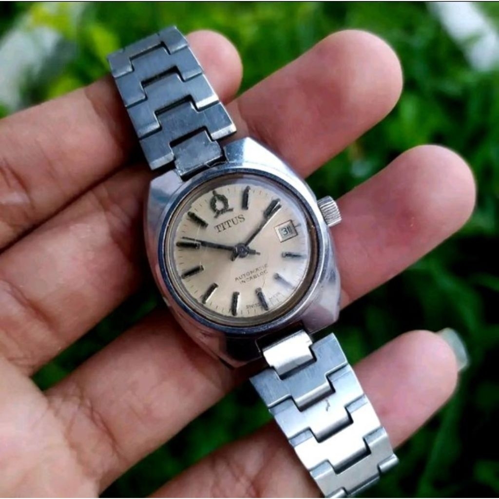 solvil et titus ladies automatic