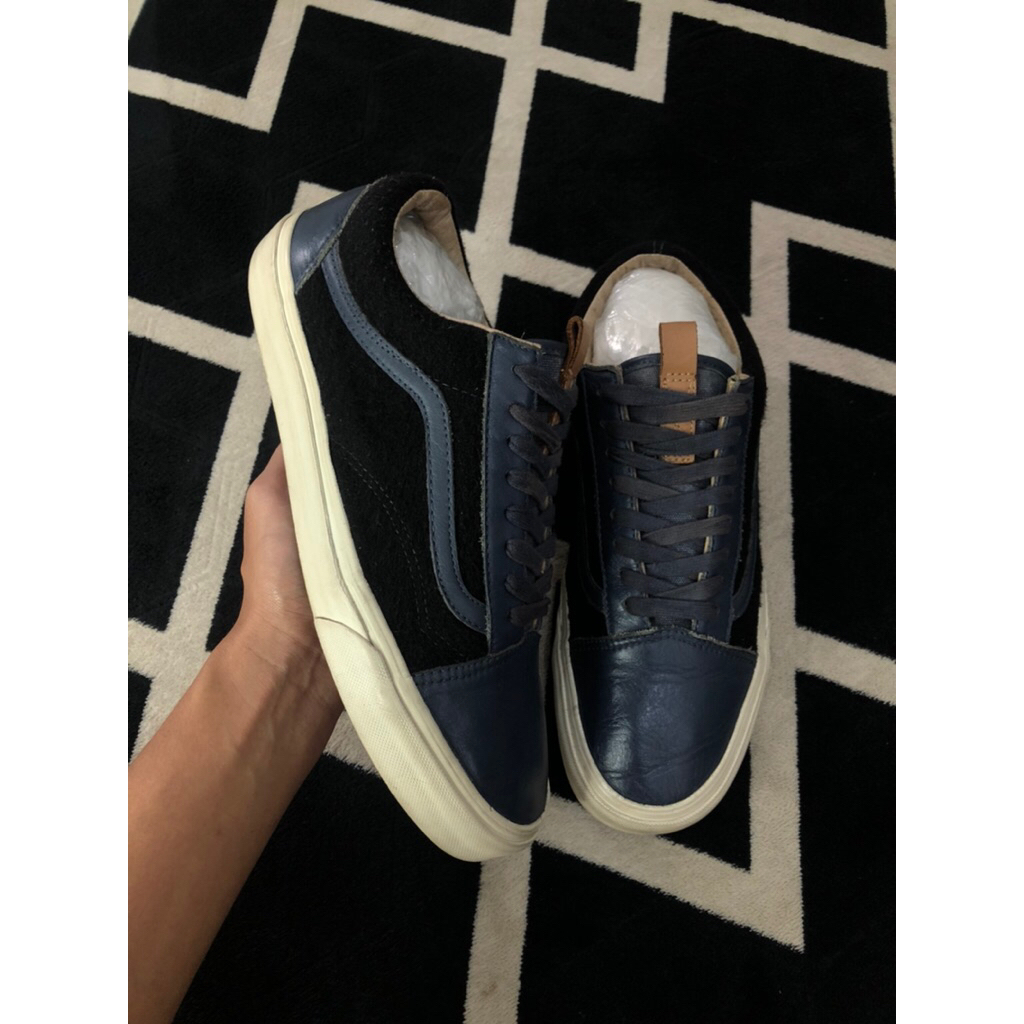 sepatu vans old skool leather