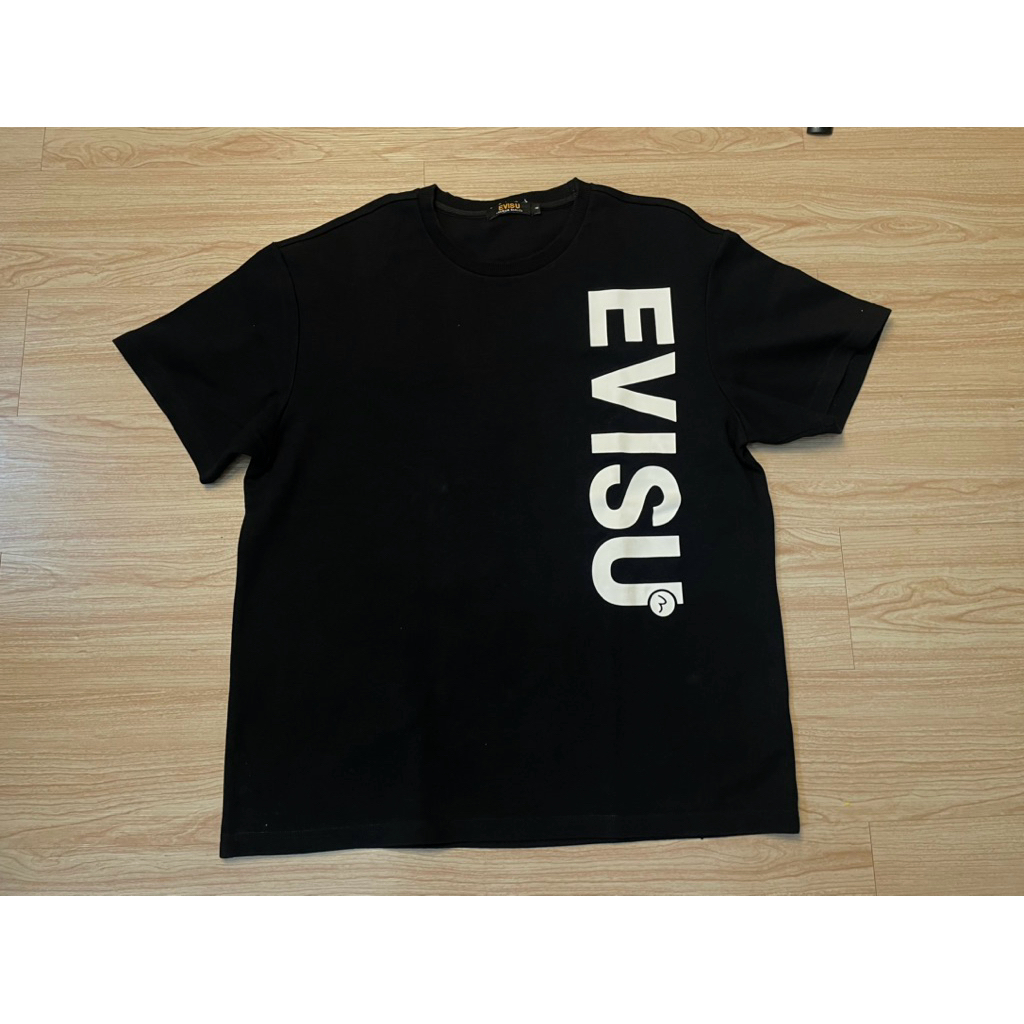 kaos merk evisu