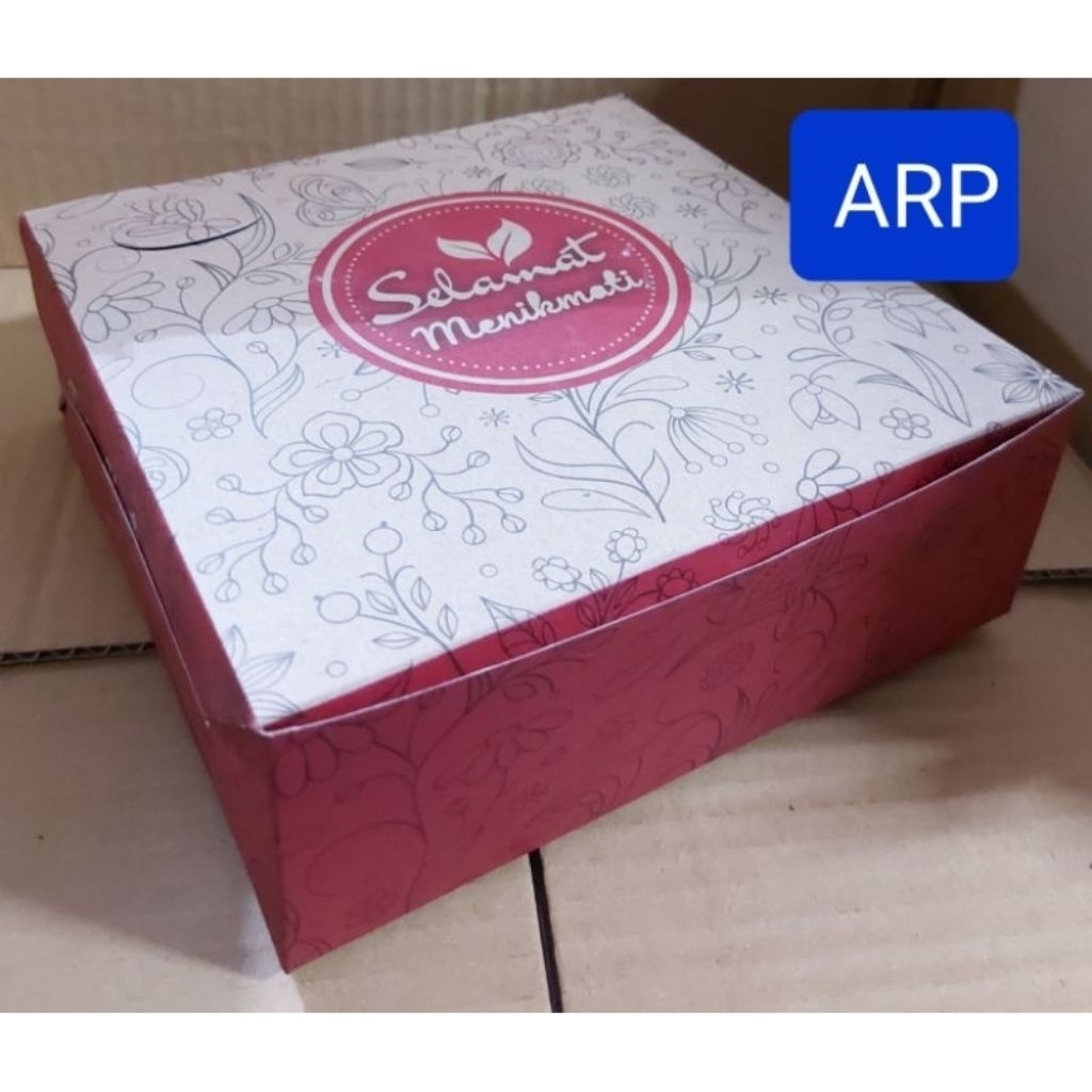 

Dus Craft Box Nasi Ukuran 18x18cm/Dus Craft Motif Ukuran 18x18cm HARGA TERTERA UTK 10LEMBAR