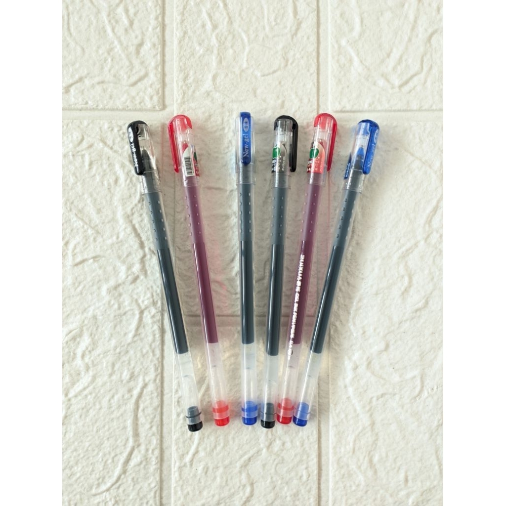 

RBC Bulpen Xie Zua New Gel ECER Merah Hitam Biru