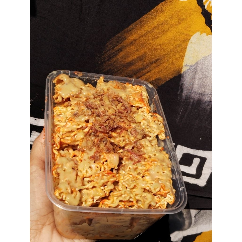 

mi kering/mi lidi/mi kremes bumbu basah