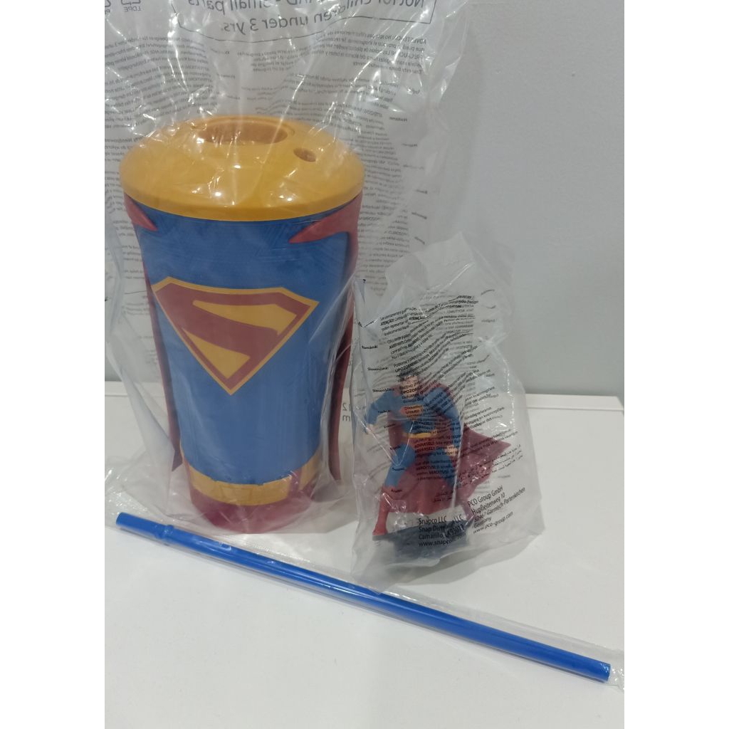 Superman Cup + Topper Exclusive Merchandise XXI CAFE Collectible