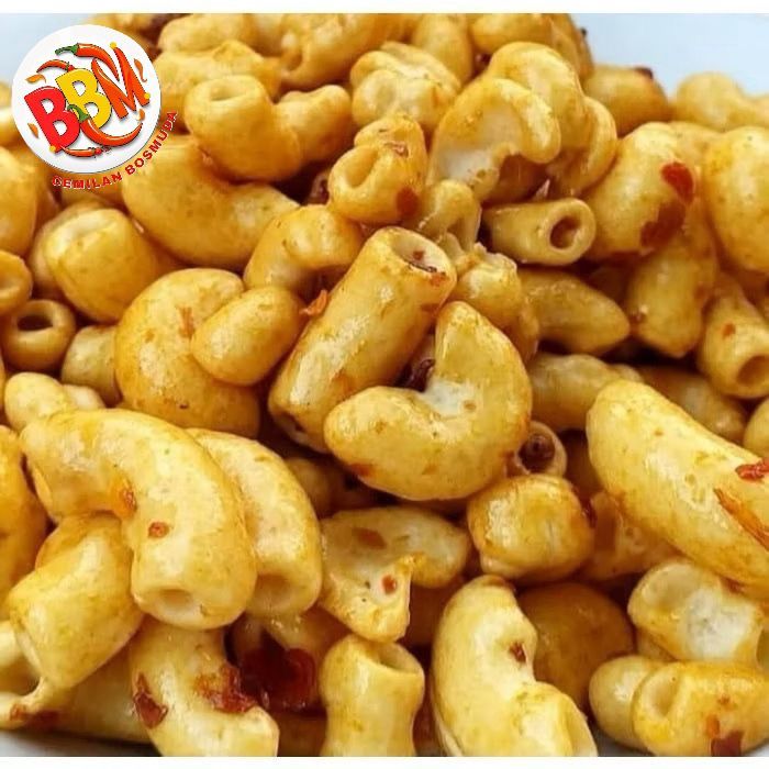 

MAKARONI BUMBU RUJAK PEDAS MANIS DAUN JERUK 500 GRAM