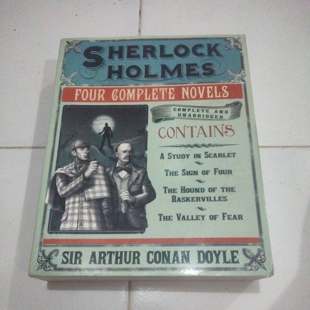 Buku Sherlock Holmes Four Complete Novels