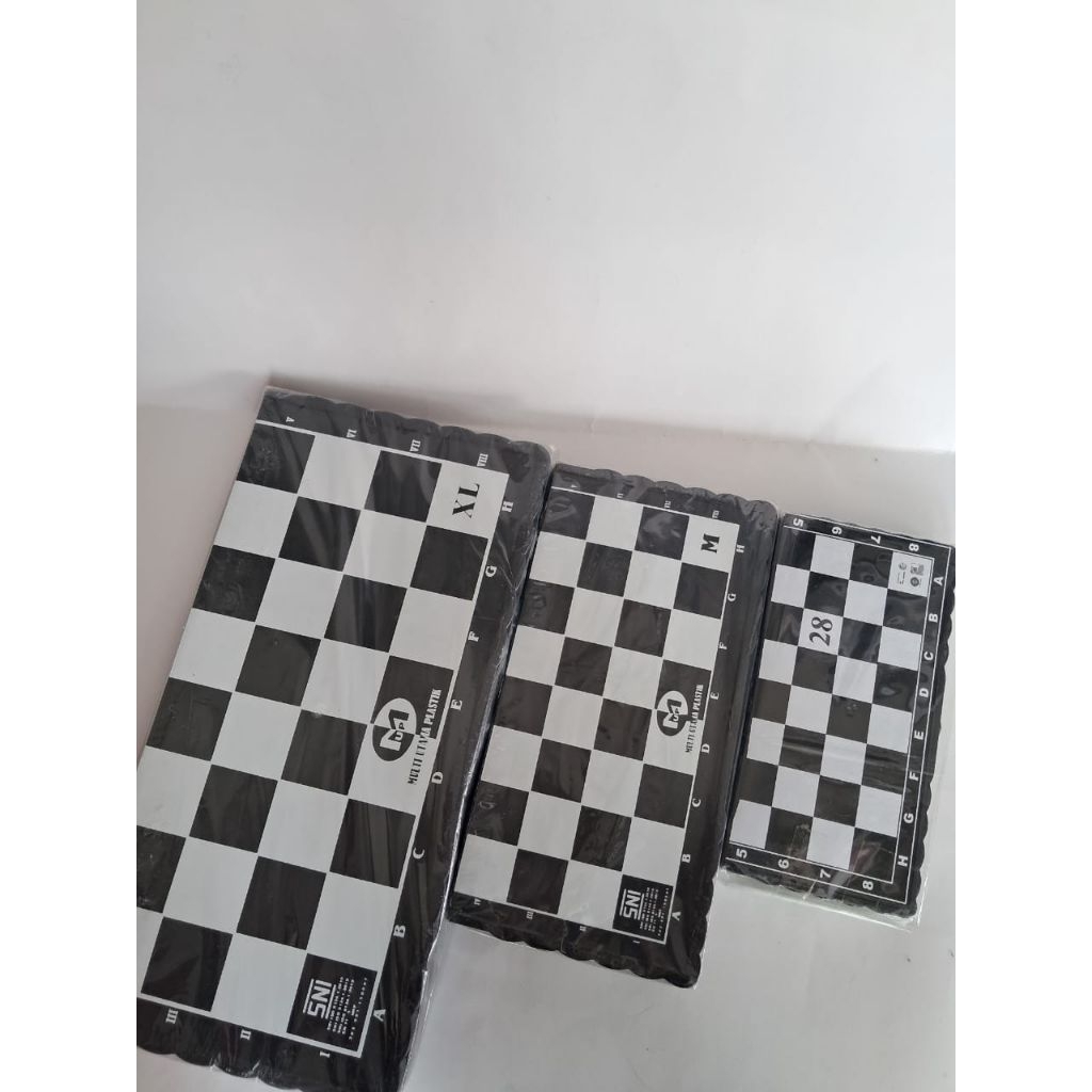 Papan catur plastik / catur liat / catur panda