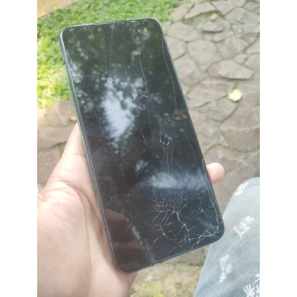 Infinix hot 11 play 4/64 second retak mic off