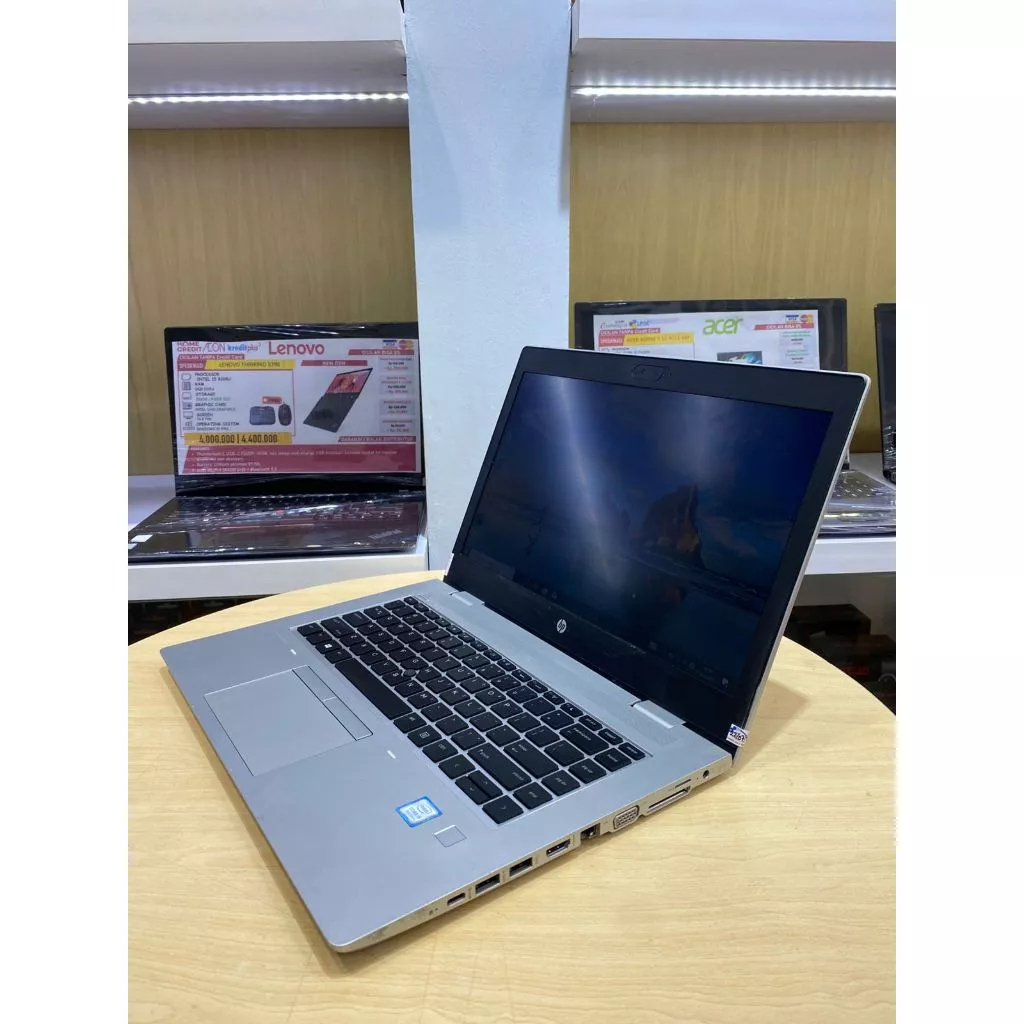 Laptop HP PROBOOK 640 G5 Intel core I5 Gen8 RAM 8GB 256GB SSD 14.0I nch Full HD Windows Profesional