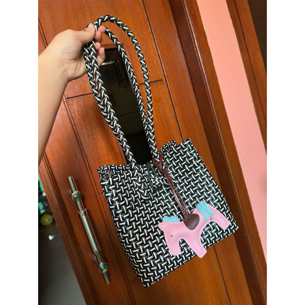 Preloved Tas Anyaman