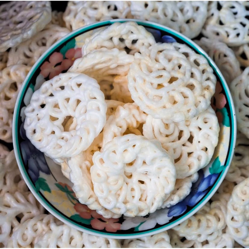 

Kerupuk Ikan Leguna Jaya - Ukuran 1kg / 500g / 250g