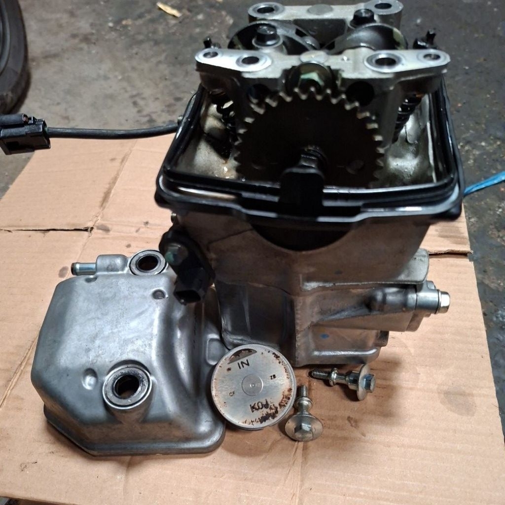 Block blok head cylinder kop deksel silinder boring bureng new beat deluxe fi led esp scoopy prestig