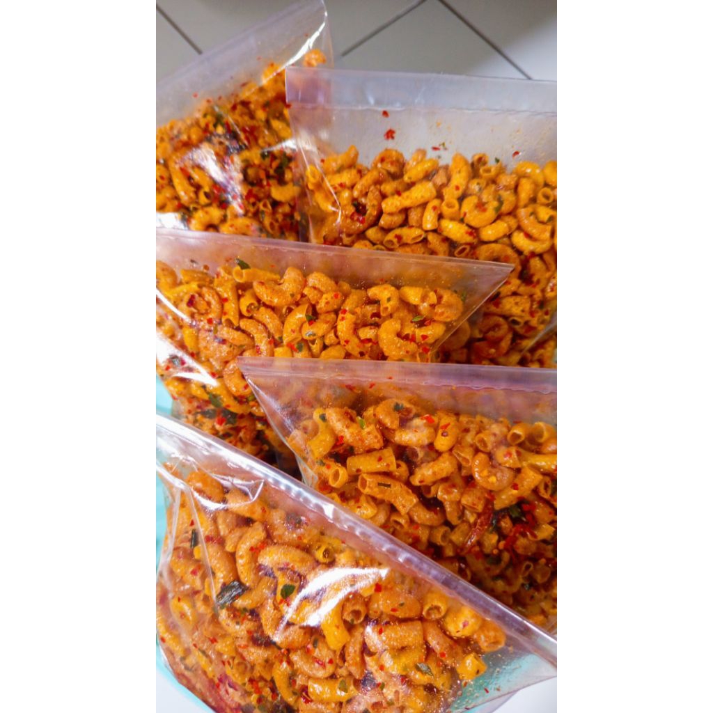 

makaroni sambal goang