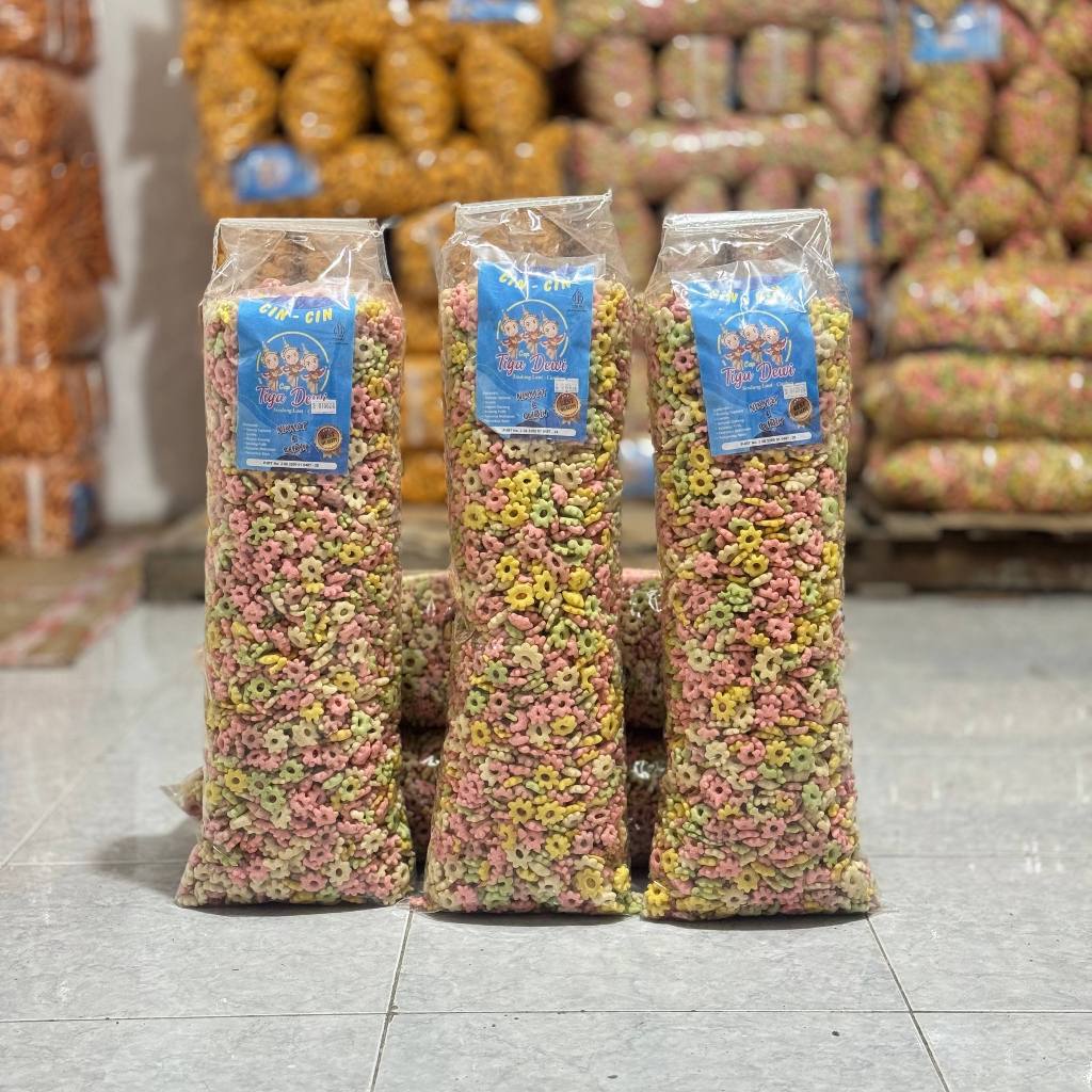 

CIN CIN SAKURA BANTET I SNACK ENAK CEMILAN