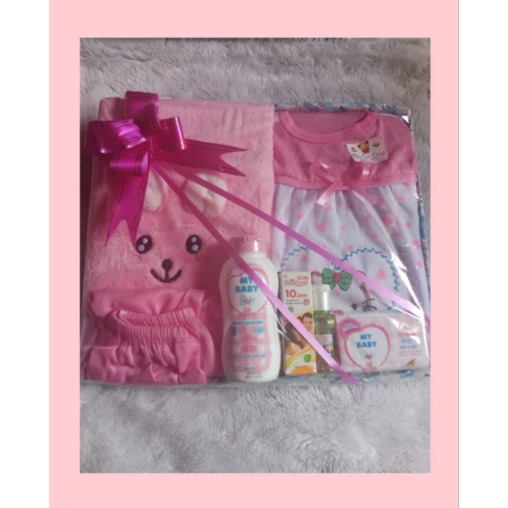 HAMPERS BABY/ PEREMPUAN NEW BORN /KADO BAYI