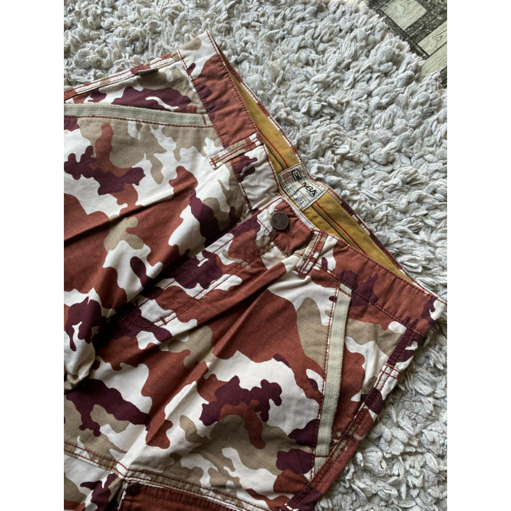 Celana Pendek Pria Emba Original