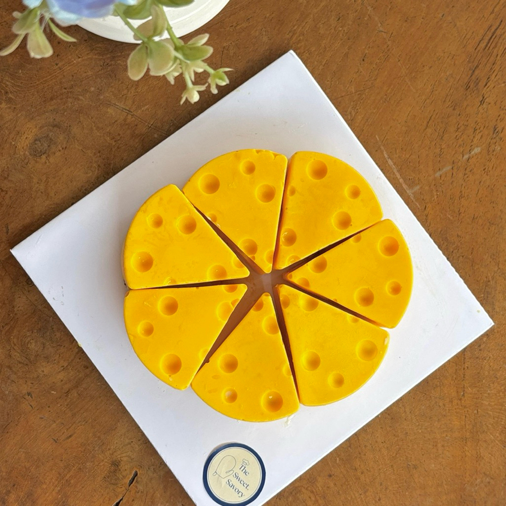 

TOM AND JERRY CHEESECAKE