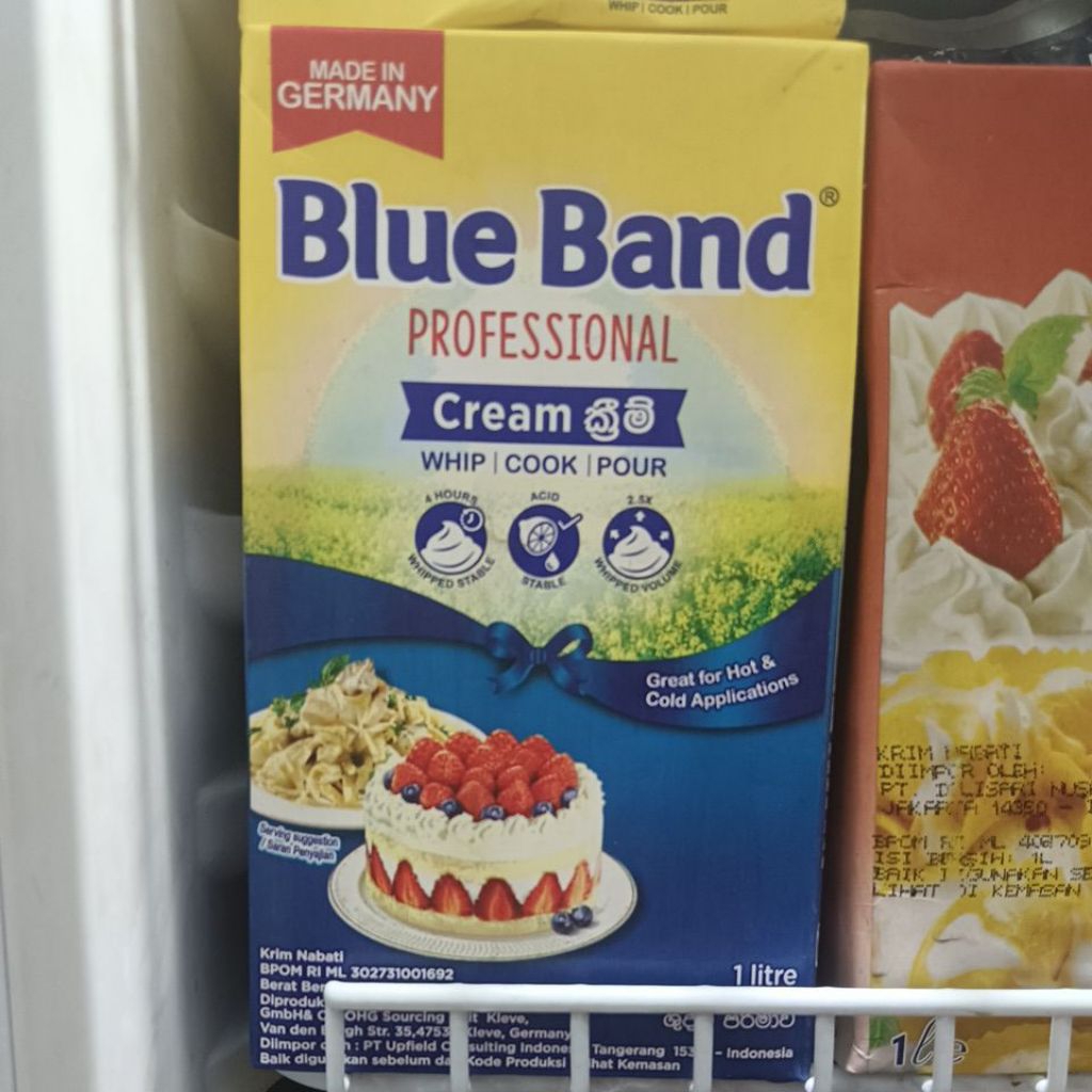 

blueband whipping cream 1L