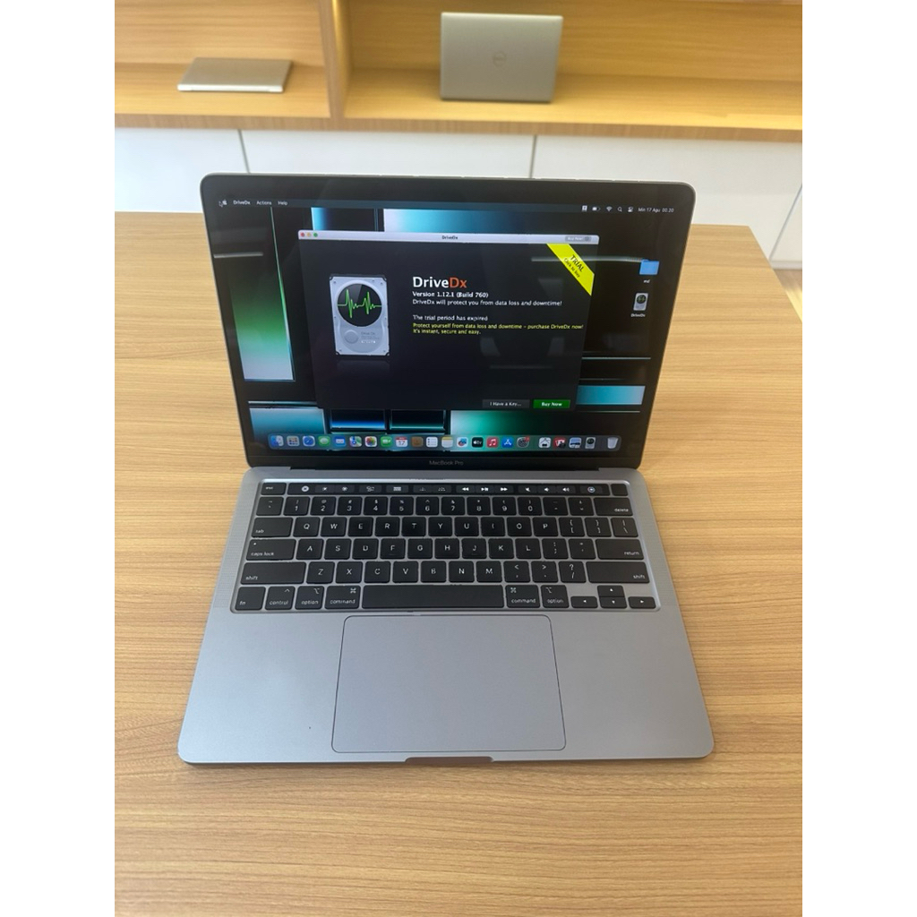 macbook pro retina 13inch 2020 i7 ram 16gb ssd 1tb mulus