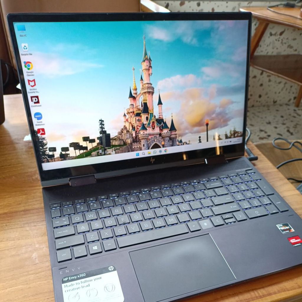 laptop HP Envy x360 15"