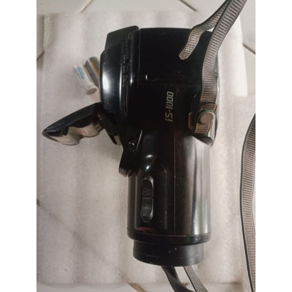 Kamera Analog - Olympus IS-1000 35mm