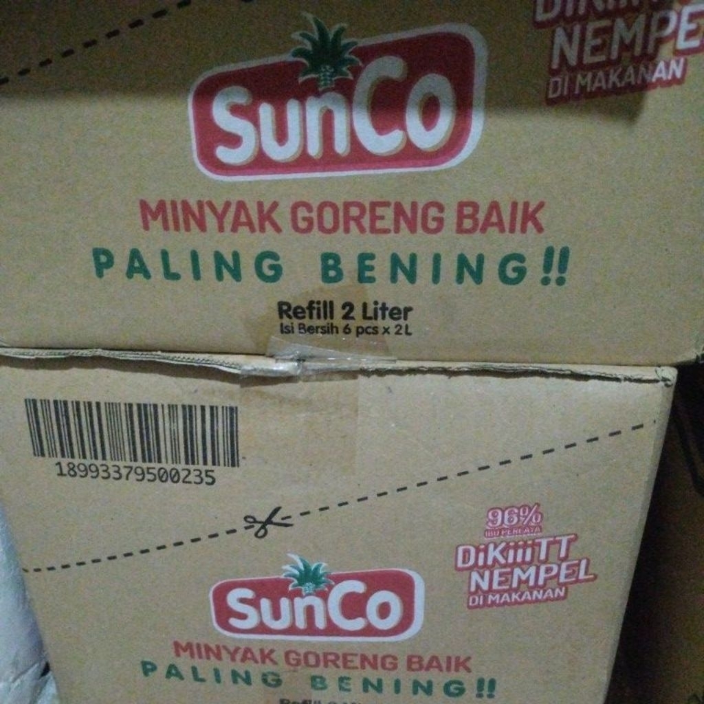 

Sunco minyak goreng 1karton kemasan 2L. 2L x 6pouch