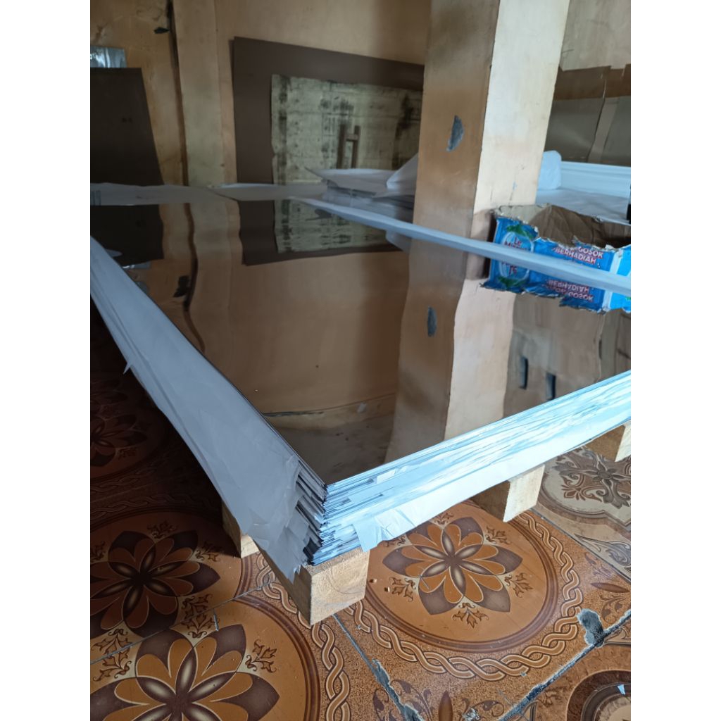 Plat Stainless Mirror 0,4mm - Lembaran 1x2 meter