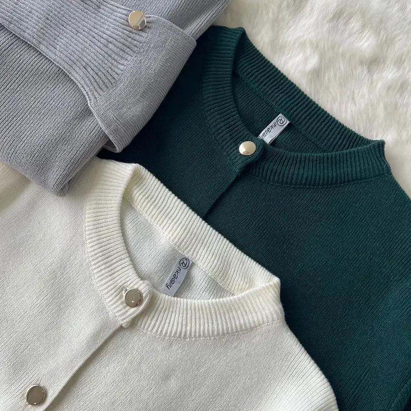 Inara Cardigan Rajut Polos Kancing Premium Wanita Hitam Panjang Outer Casual Rajut Tebal Multifungsi