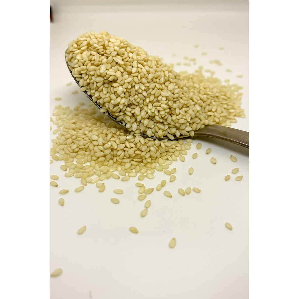 

Wijen putih super premium 100gr / white sesame seed 100gr