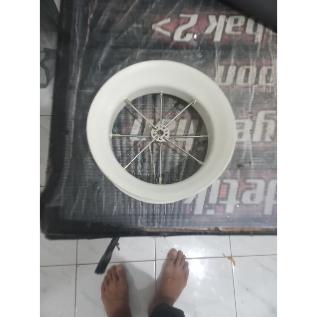 bladu /gelok/layangan