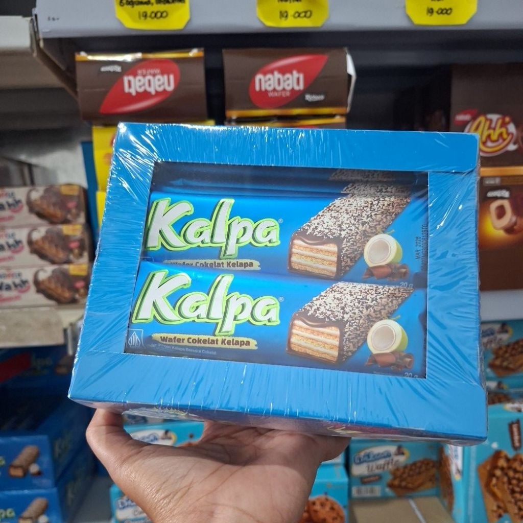 

Kalpa Wafer Coklat 1box isi 12 pc