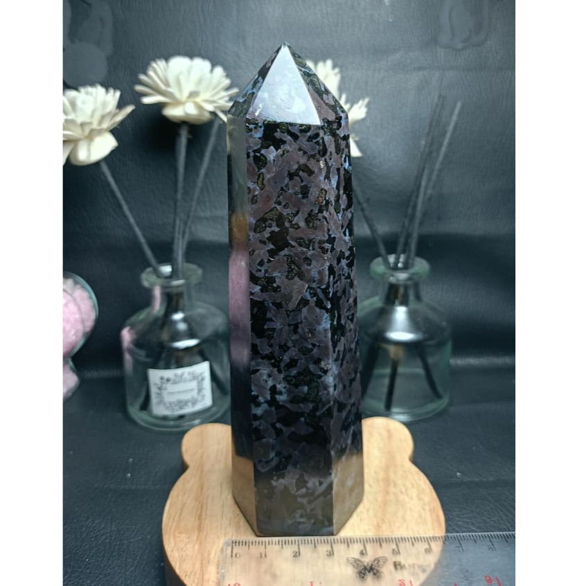 Natural Tower Indigo Gabbro (2)