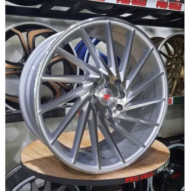 Velg Mobil Ring 17 PCD 4×100/114.3 Rep. Vossen CVT Racing Wheel Brave 304