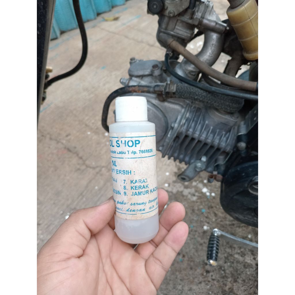 cairan pembersih blok mesin motor/mobil