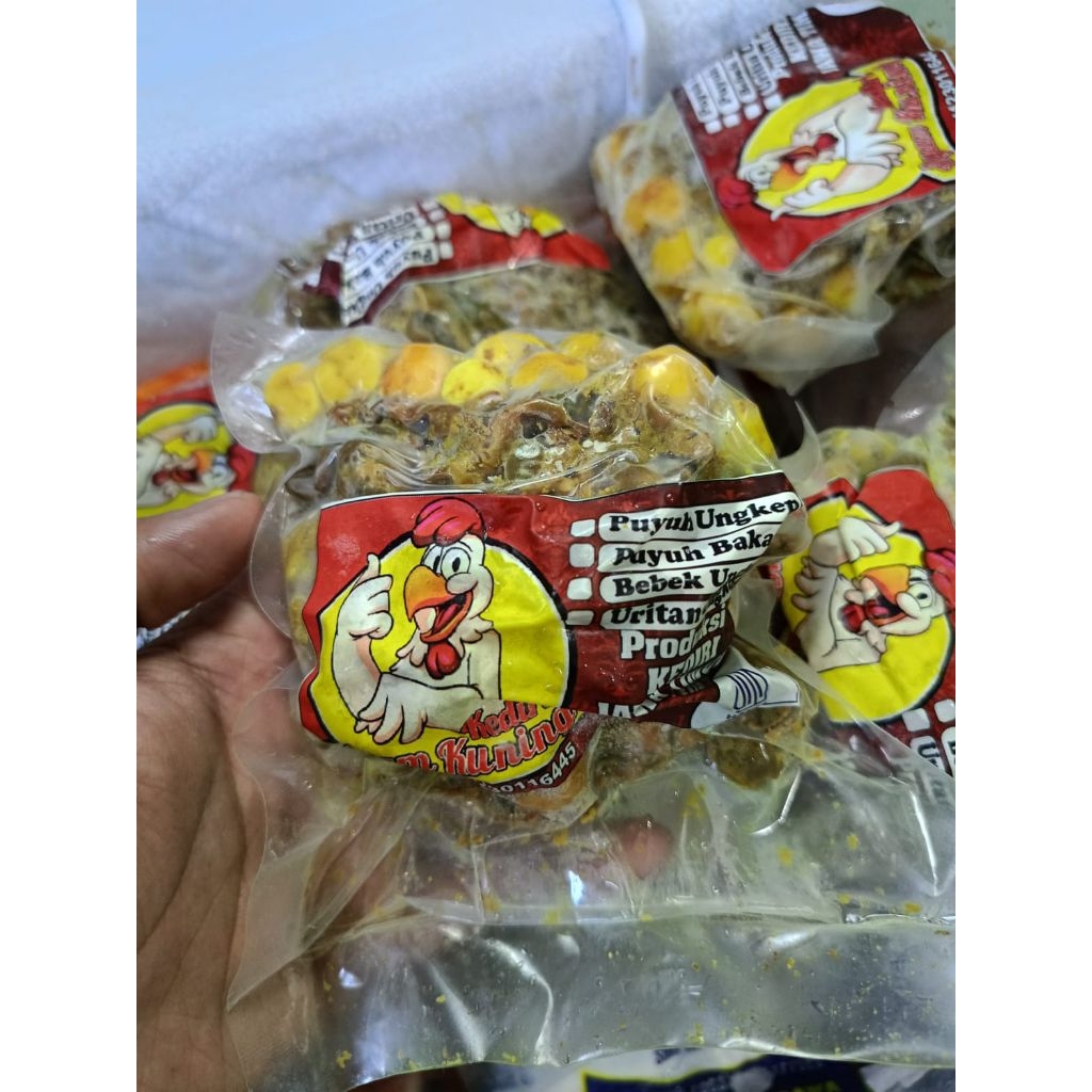 

Uritan Puyuh Ungkep 200 Gr