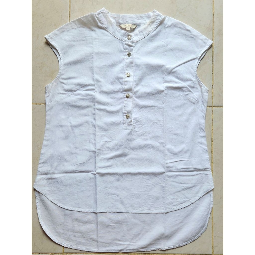 [Preloved] ATASAN PUTIH ET CETERA FASHION WANITA KANCING HIDUP | BLOUSE TANPA LENGAN