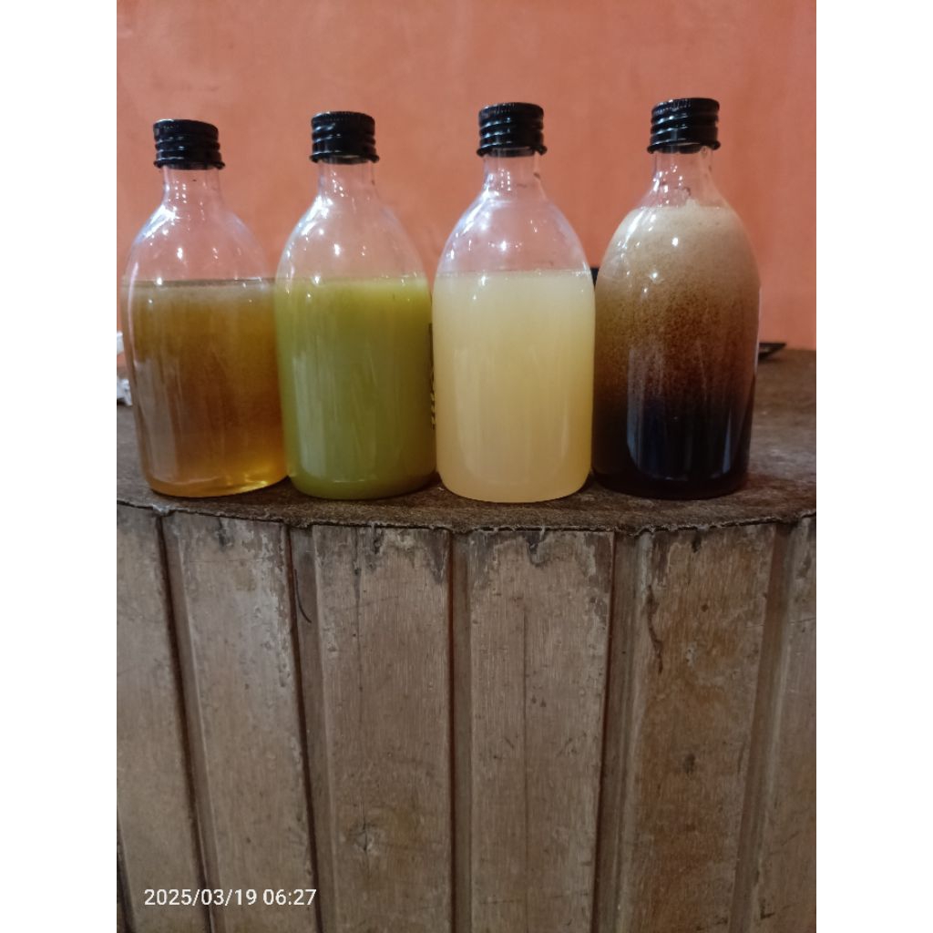 

madu mentah randu, madu kaliandra, madu sialang riau 300 gram, randu raw honey, unprocessed honey