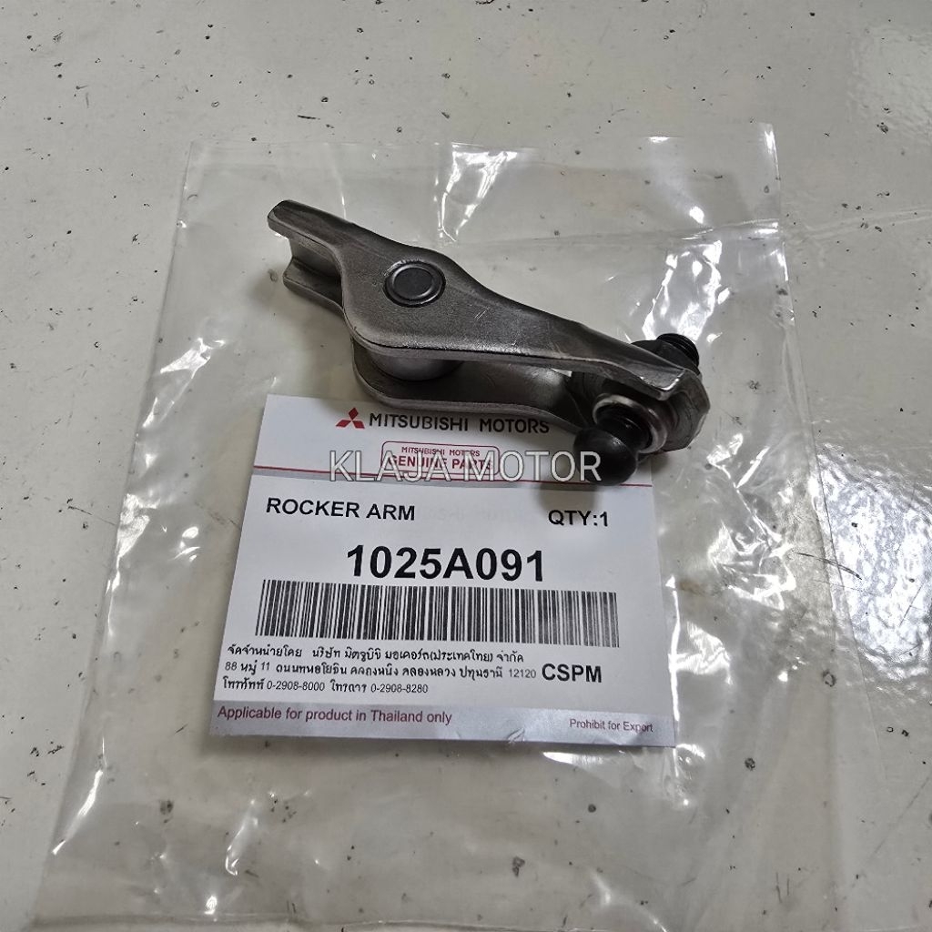 rocker arm / platuk klep triton pajero sport 1025A091 original