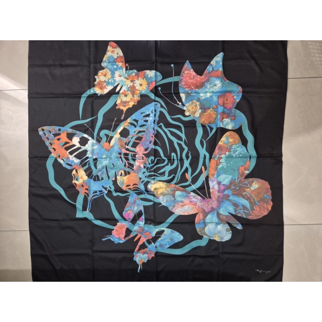 PRELOVED JILBAB l Jilbab Wanita Bekas/ Kerudung Wanita/ Kain Penutup Rambut Wanita Berhijab Warna Hi