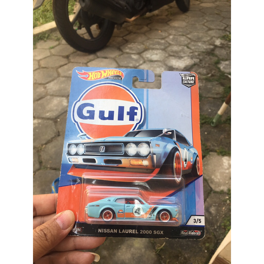 Nissan Laurel 2000 SGX - Gulf