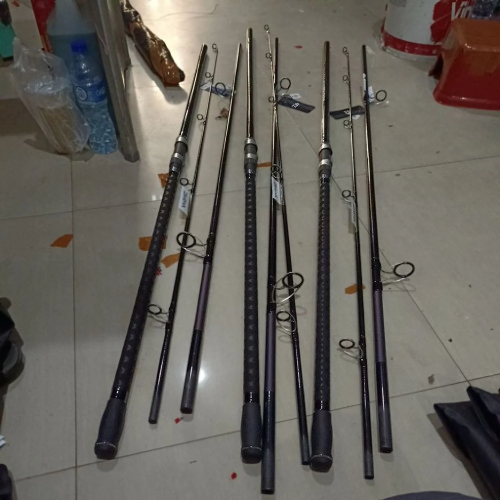 Joran pancing daiwa phantom surf joran sambung III 425cm 450cm 480cm carbon ring fuji