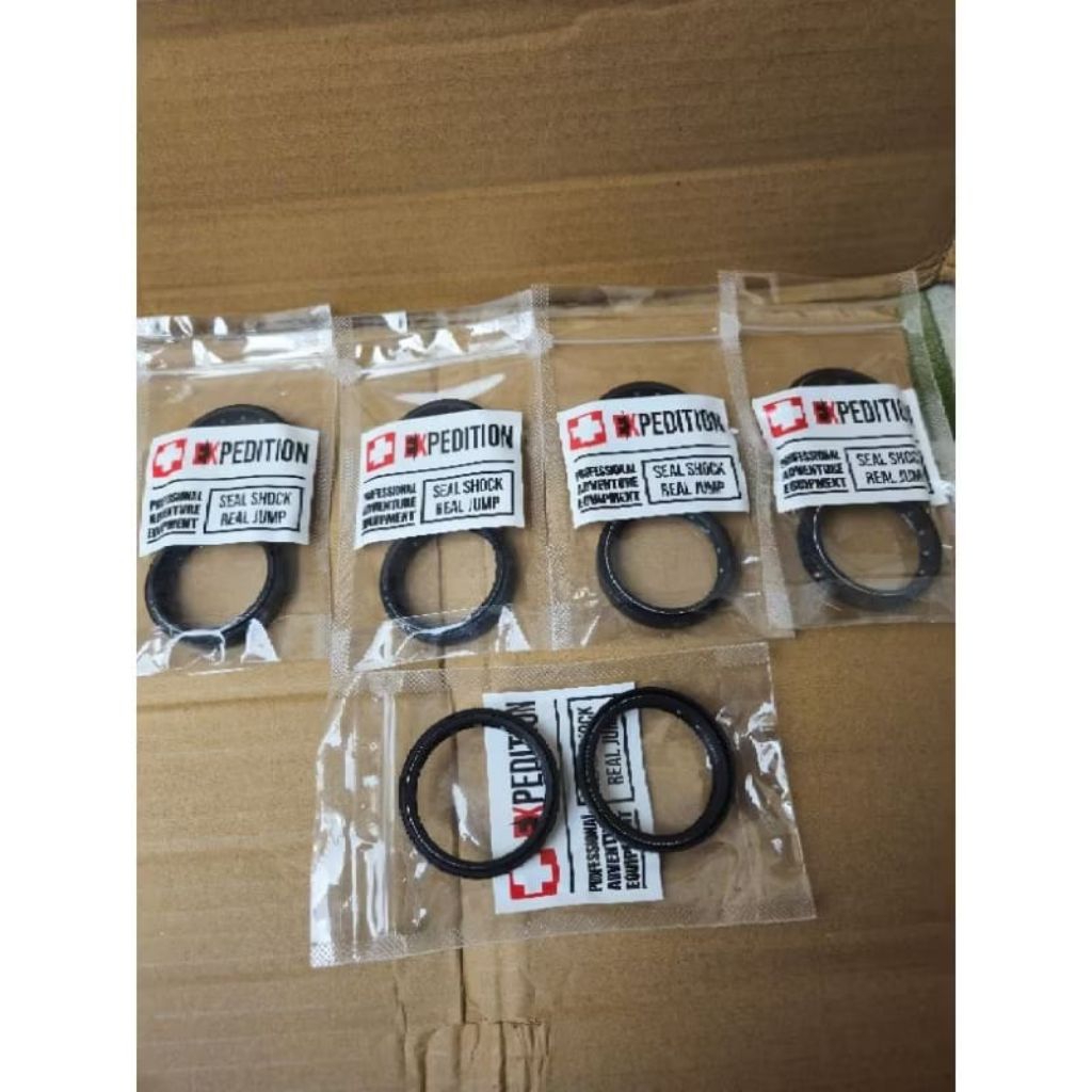 seal/sil shock USD real jump EXPEDITION/KTM/DELKEVIC/MGV/DLL.as shock 48mm