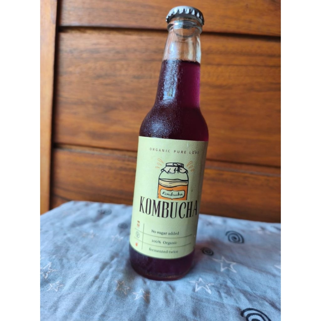 

butterfly pea kombuca