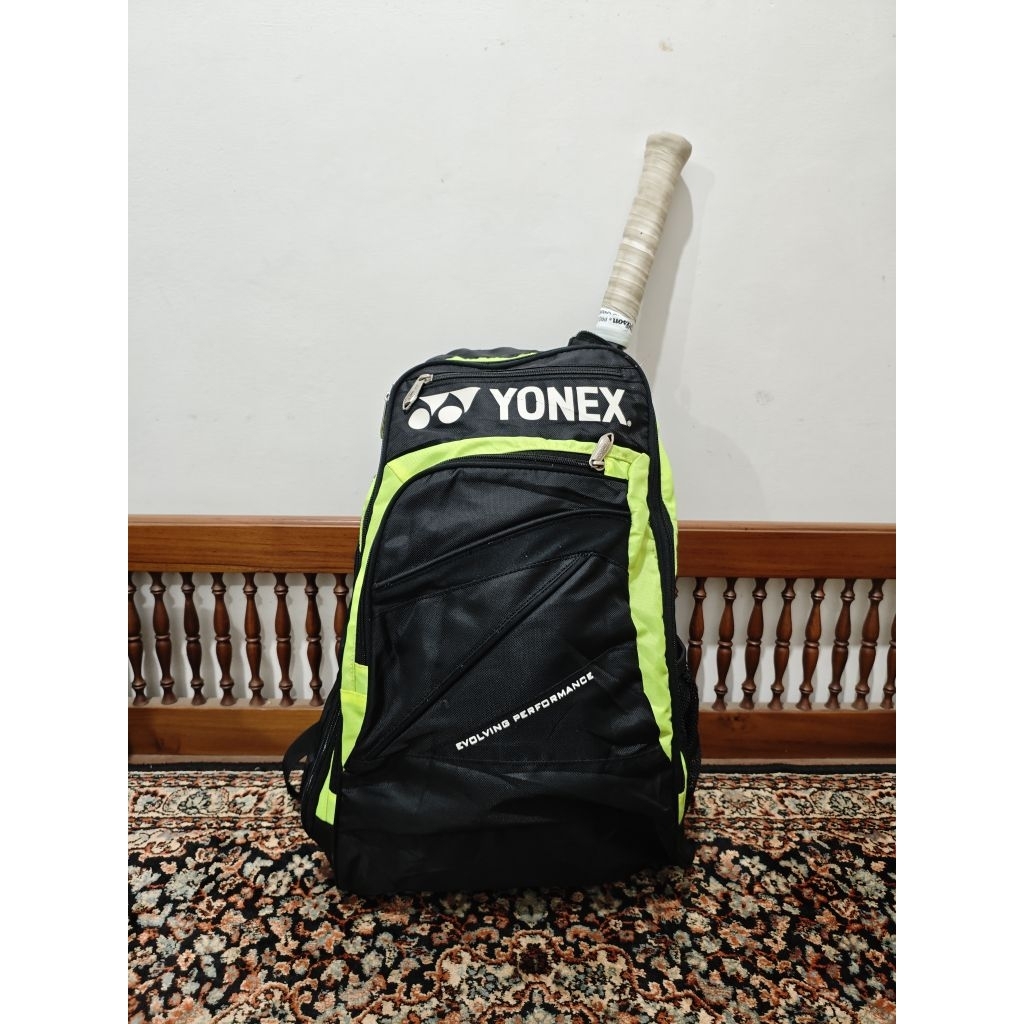 Tas raket tenis yonex