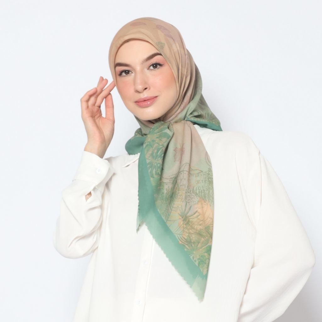 Grade B, LITTLE MUMTAZ - Hijab segiempat voal high quality Foliage series