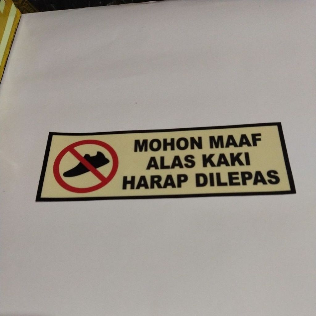 

sticker mohon maaf alas kaki lepas