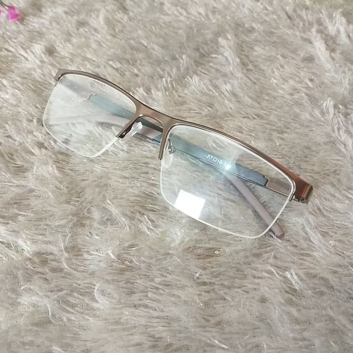 Frame kacamata Persegi Sporty Half-rim