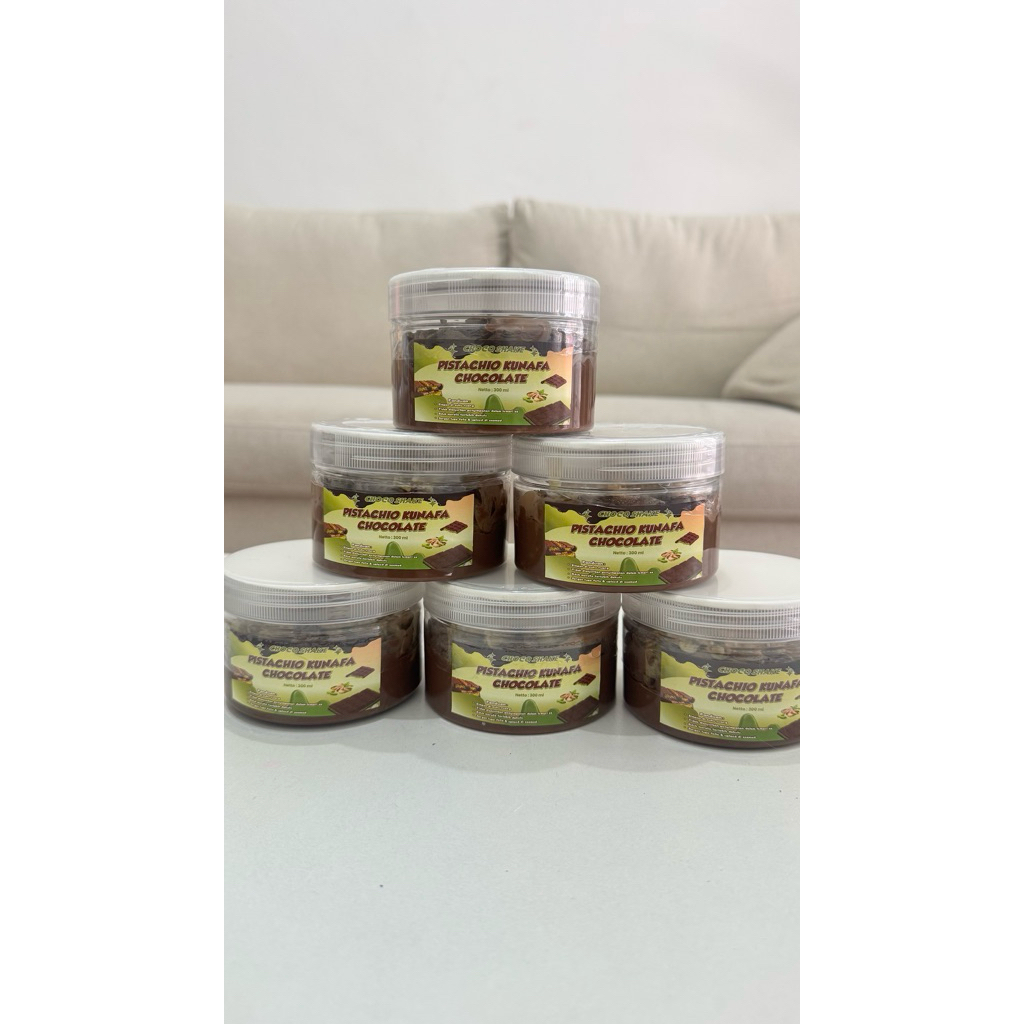 

kunafa pistachio jar