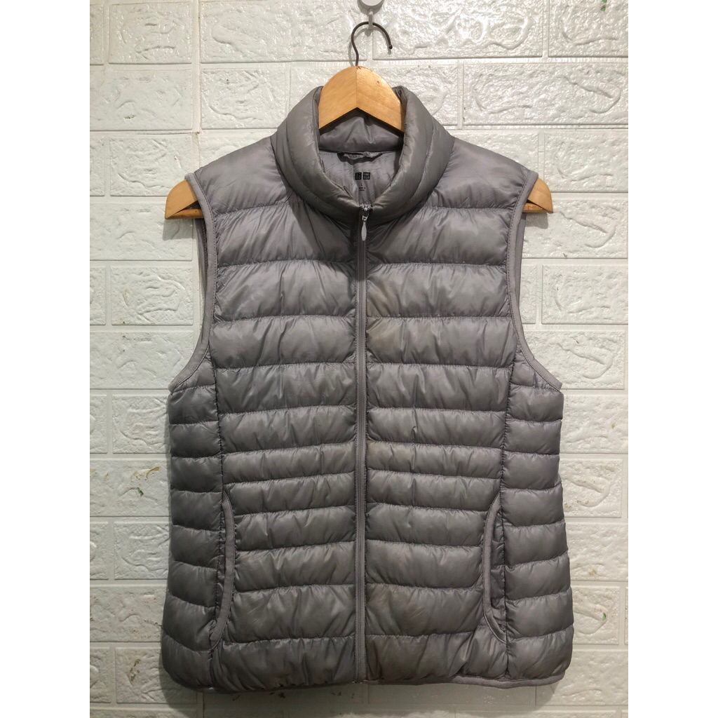 UNIQLO ultralight down vest long neck abu silver