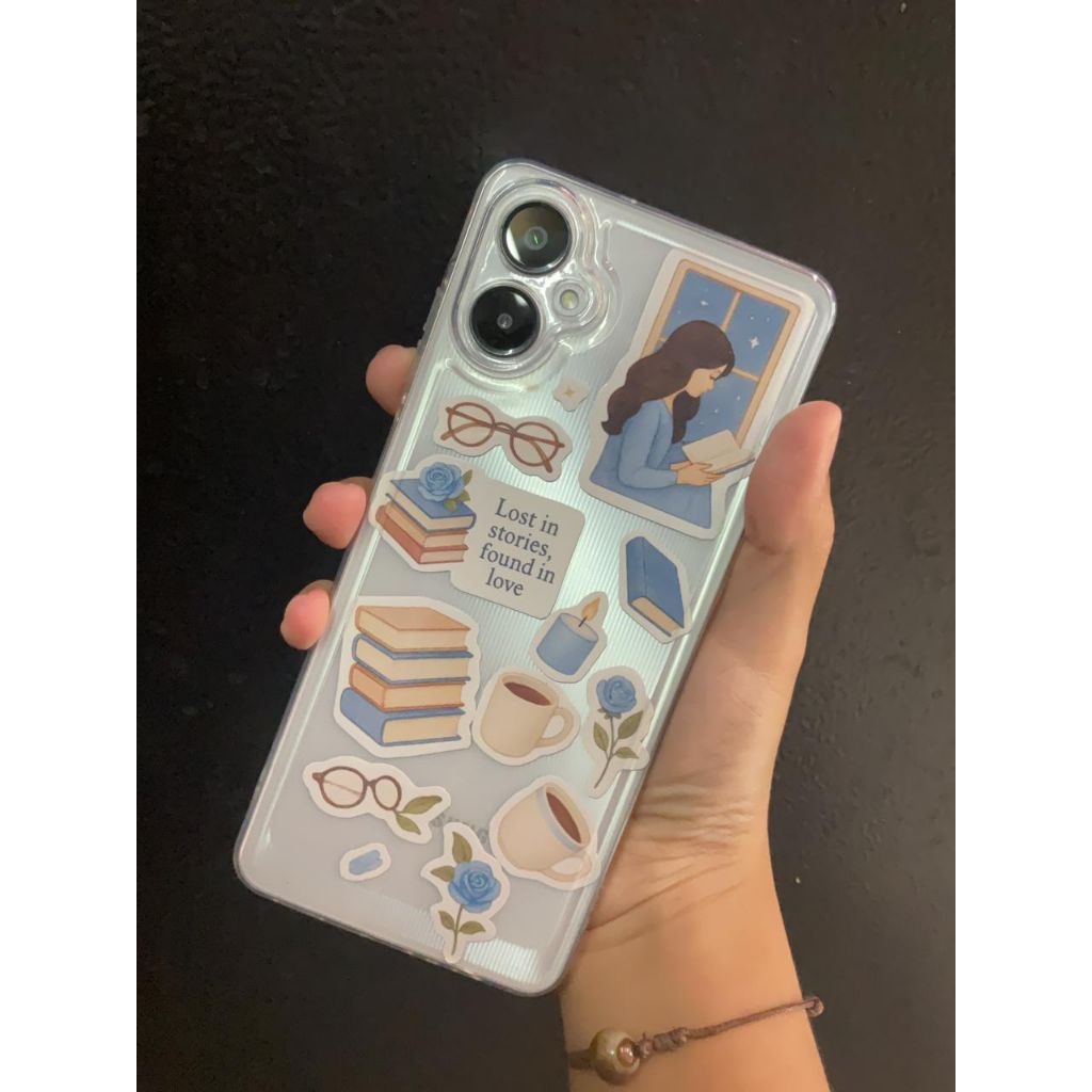 

stiker novel tempelan warna biru dominan aesthetic untuk dekorasi hp, laptop, buku, dll.